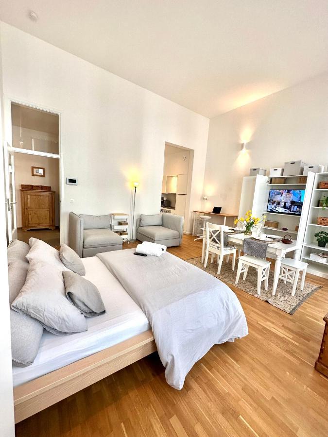 European Comission Beautiful Studio Appartement Brussel Buitenkant foto