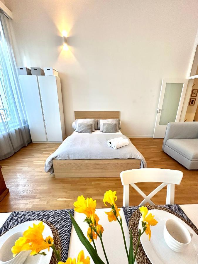European Comission Beautiful Studio Appartement Brussel Buitenkant foto