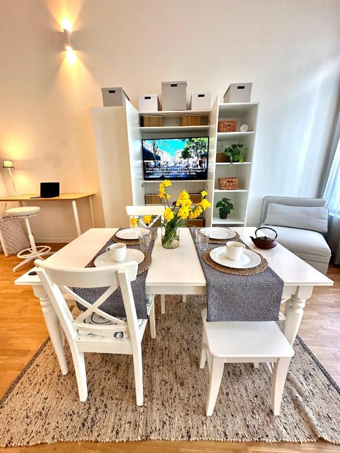 European Comission Beautiful Studio Appartement Brussel Buitenkant foto