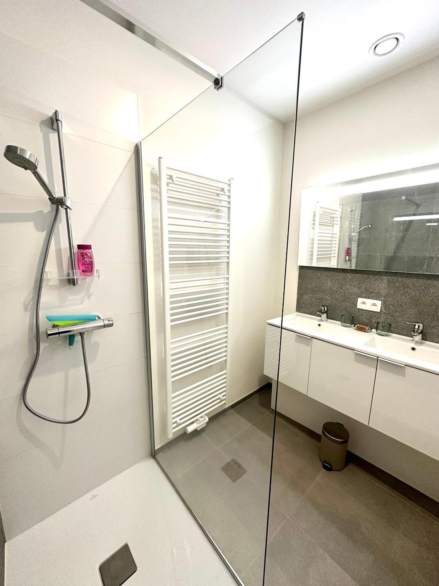 European Comission Beautiful Studio Appartement Brussel Buitenkant foto